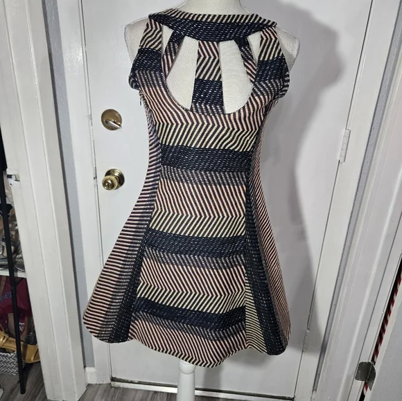 Skies Are Blue A Line Dress Multi Stripe Detail Sz Xs - Picture 5 of 13